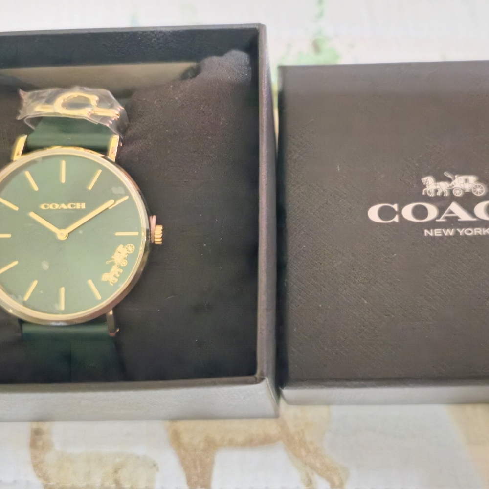 Coach Green Leather Strap Watch Brand New. By New York - Picture 9 of 12